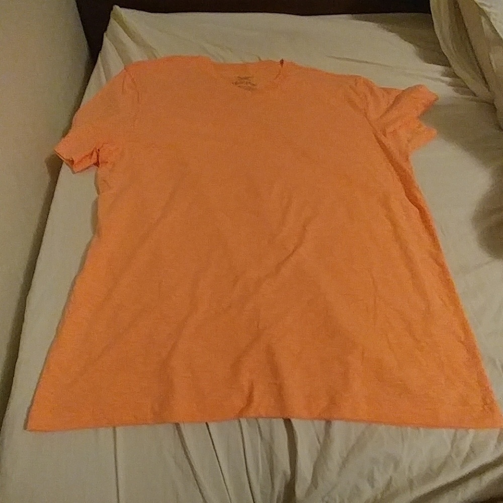 Mens v-neck t shirt cotton blend sz M 🔥 👕